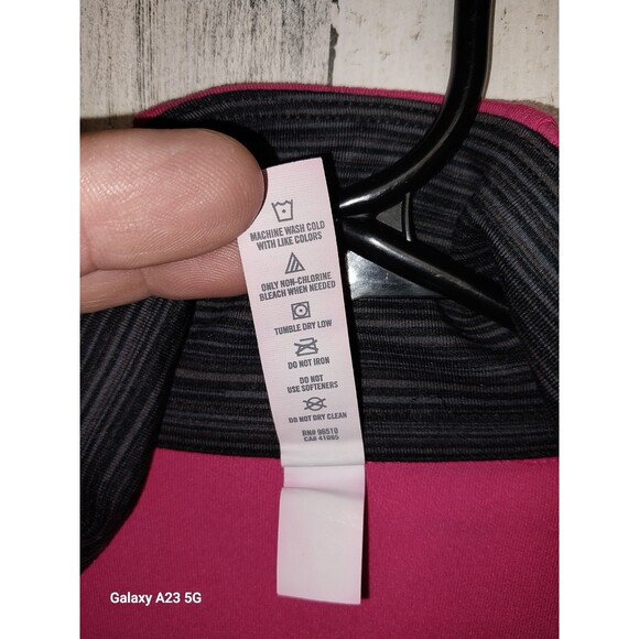 Women's Small Fitted Under Armour Pink All Season Gear Full Zip Athletic Jacket - Picture 6 of 7